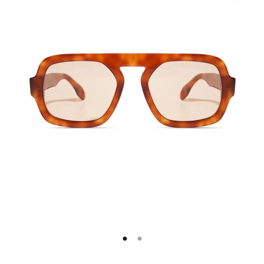Elegant Tortoise Shell Women's Glasses